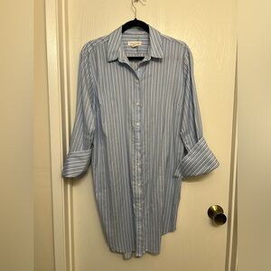 Treasure & Bond long shirt blouse, size L